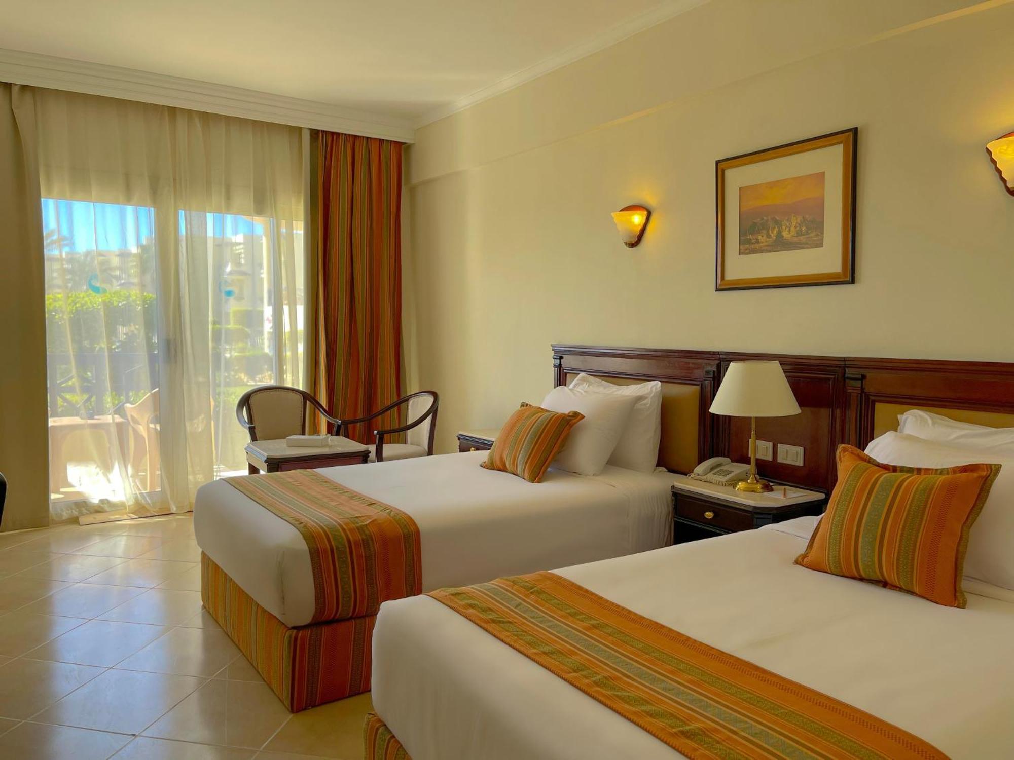 Ośrodek wypoczynkowy Grand Oasis 4*