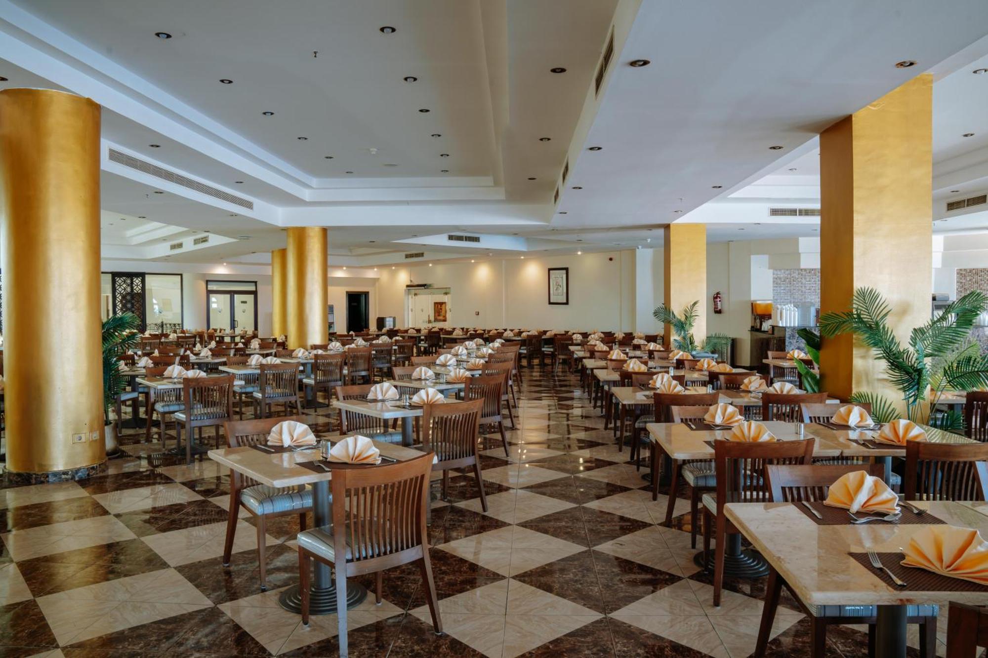 Grand Oasis 4*