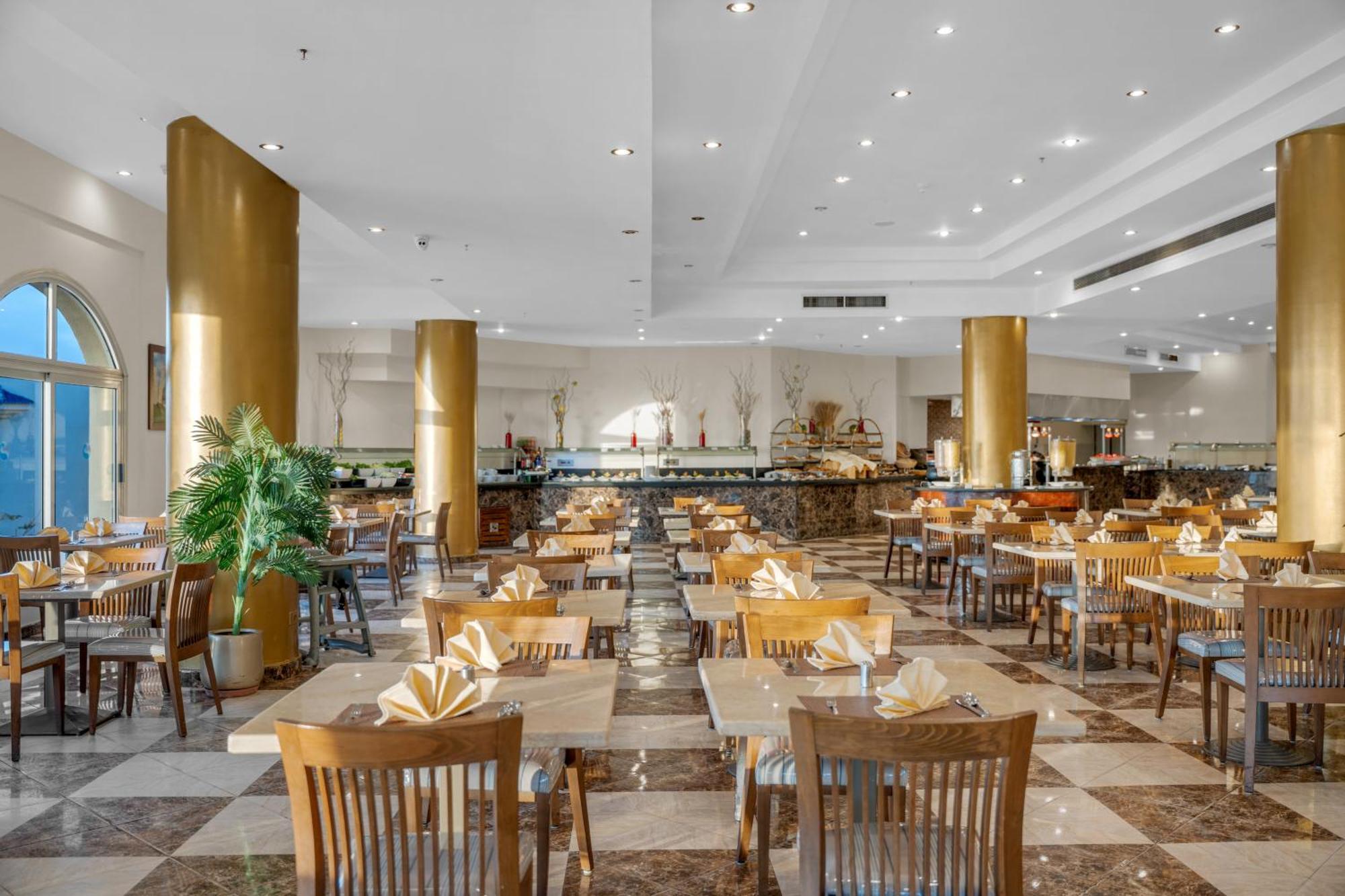 Grand Oasis 4* Szarm el-Szejk