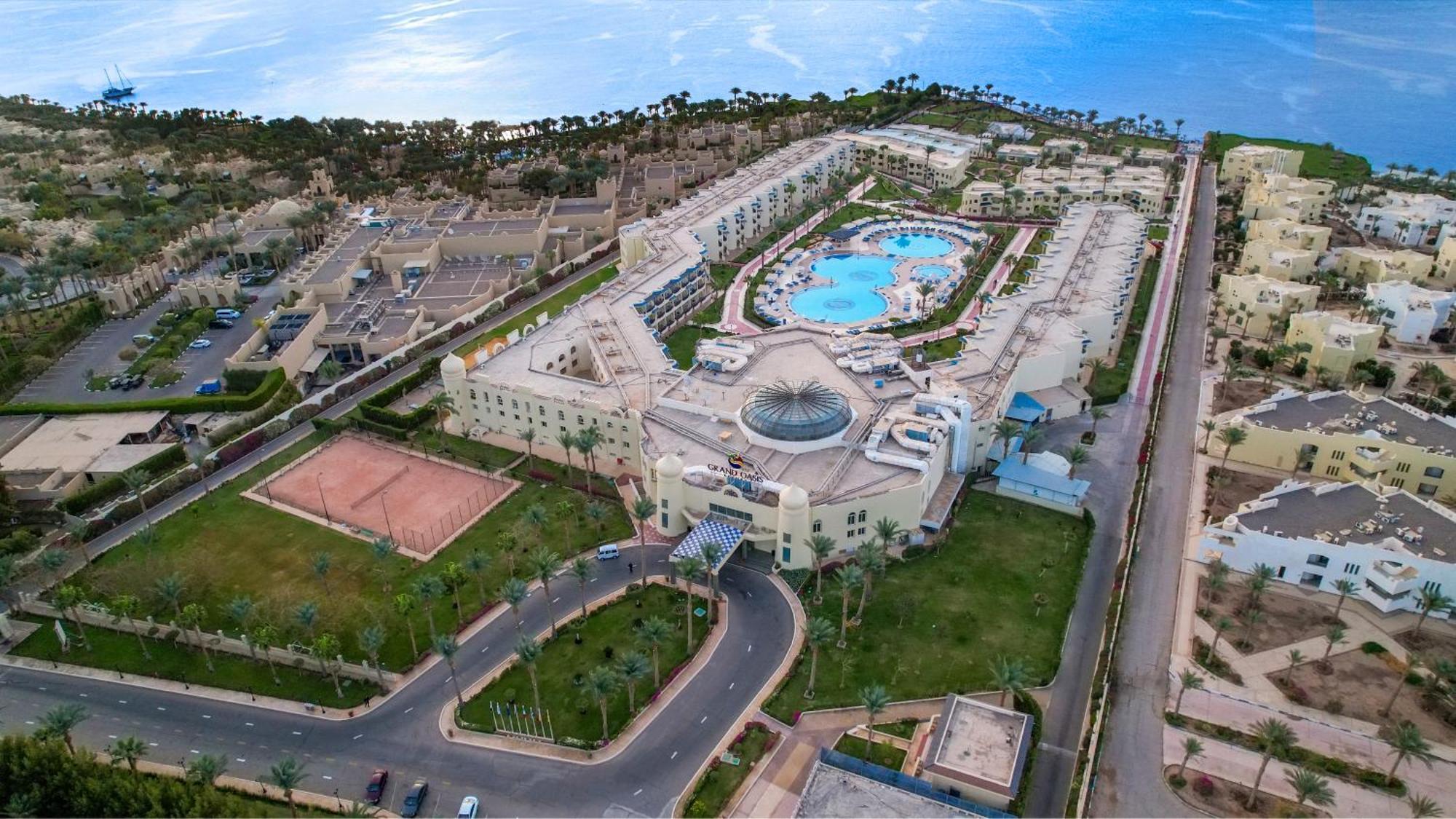 Complex Grand Oasis 4*